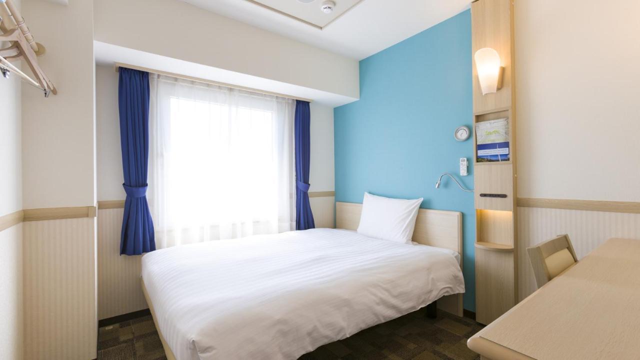 Toyoko Inn Toyota Shi Ekimae Экстерьер фото